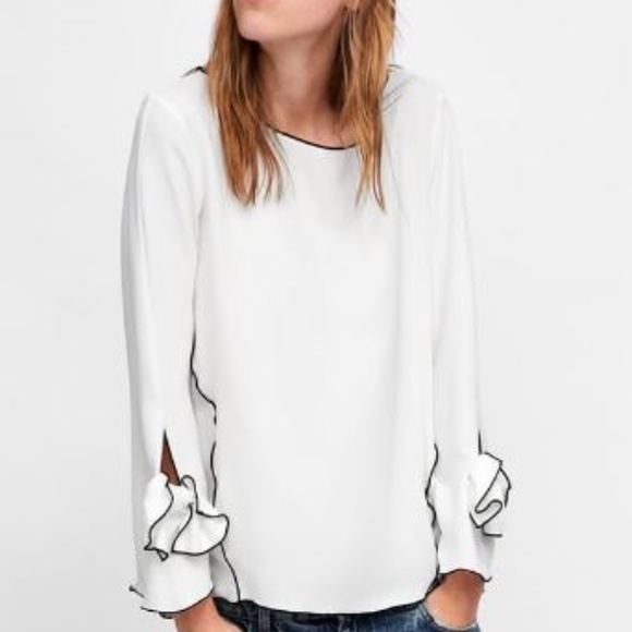 Zara Tops - Zara Top with Contrasting Piping Size Large NWT